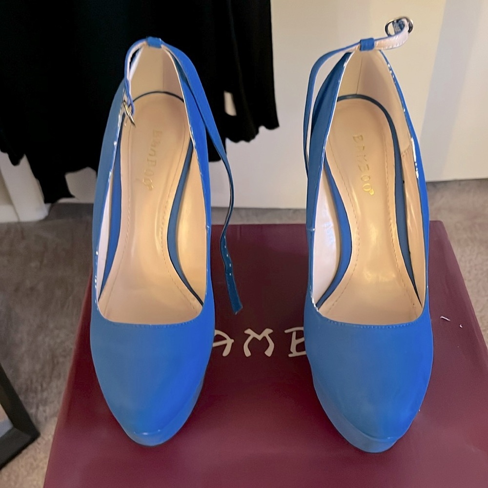 Flat formed heels
